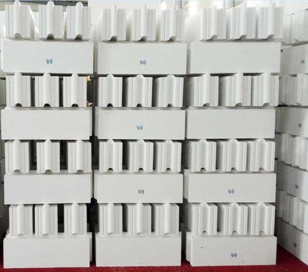 轻量化、节能、抗裂的大型间歇窑炉的窑车砖